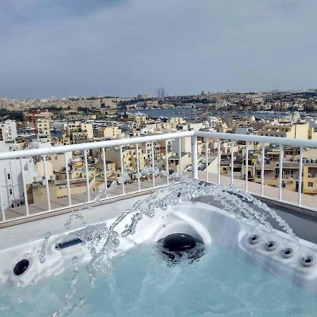 Wonderful Apartments With Shared Jacuzzi And Panorama Rooftop Gzira Extérieur photo