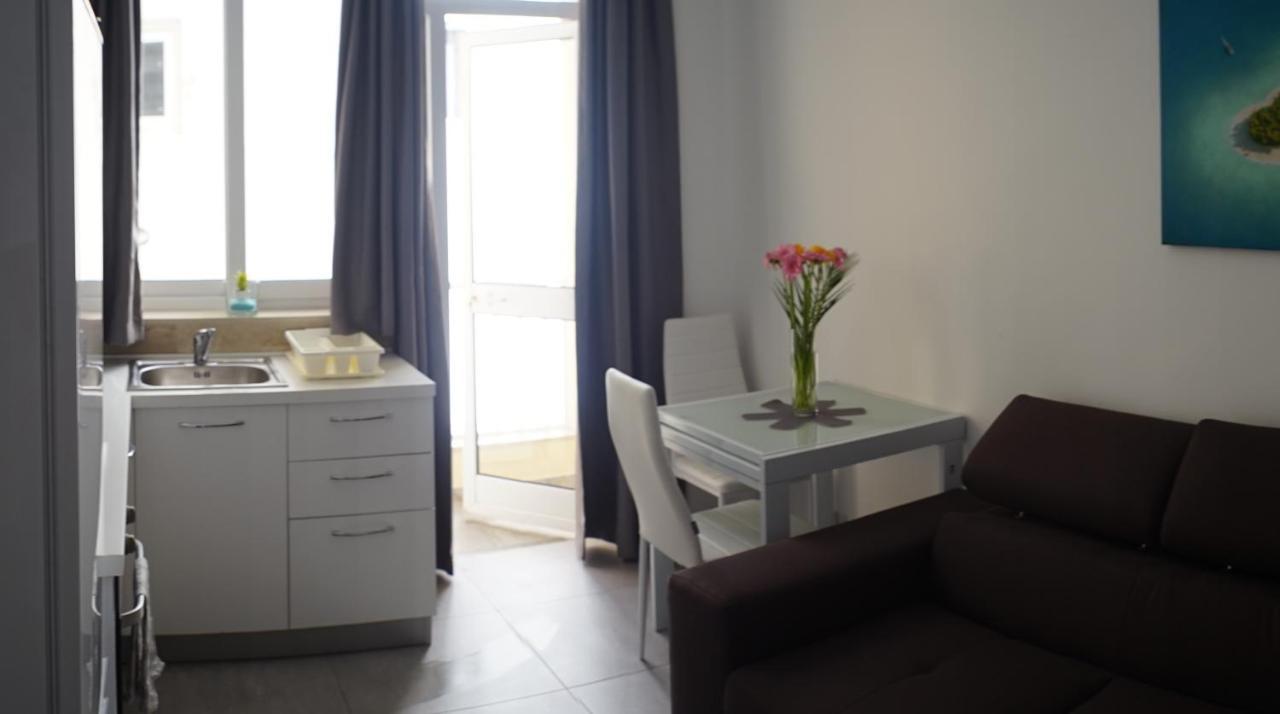 Wonderful Apartments With Shared Jacuzzi And Panorama Rooftop Gzira Extérieur photo