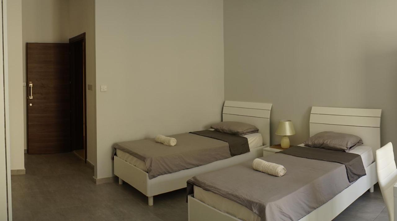 Wonderful Apartments With Shared Jacuzzi And Panorama Rooftop Gzira Extérieur photo