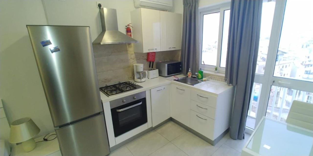 Wonderful Apartments With Shared Jacuzzi And Panorama Rooftop Gzira Extérieur photo