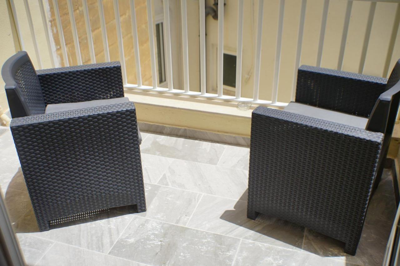 Wonderful Apartments With Shared Jacuzzi And Panorama Rooftop Gzira Extérieur photo
